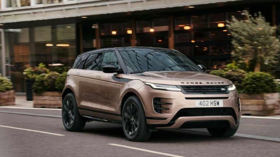 The 2024 Range Rover Evoque seen from a front quarter angle