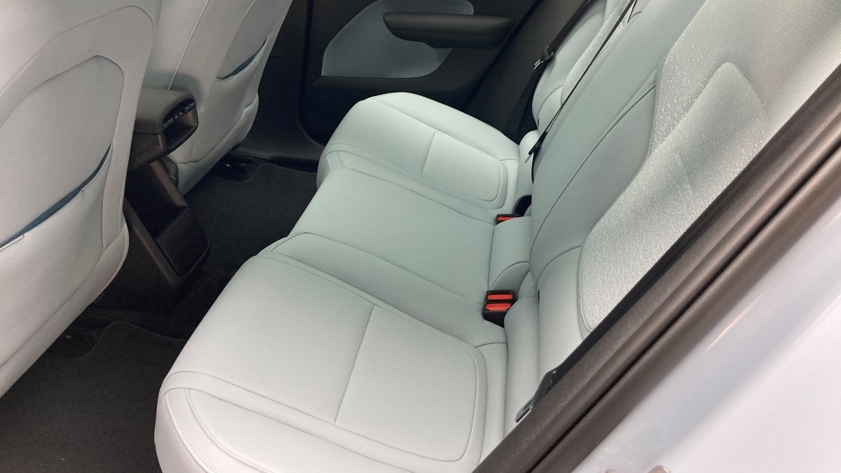 2025 Volvo EX30 debuts