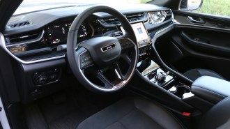 2023 Jeep Grand Cherokee Trailhawk 4xe dash and steering wheel.