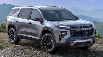 Front view of the 2024 Chevrolet Traverse Z71 in gray
