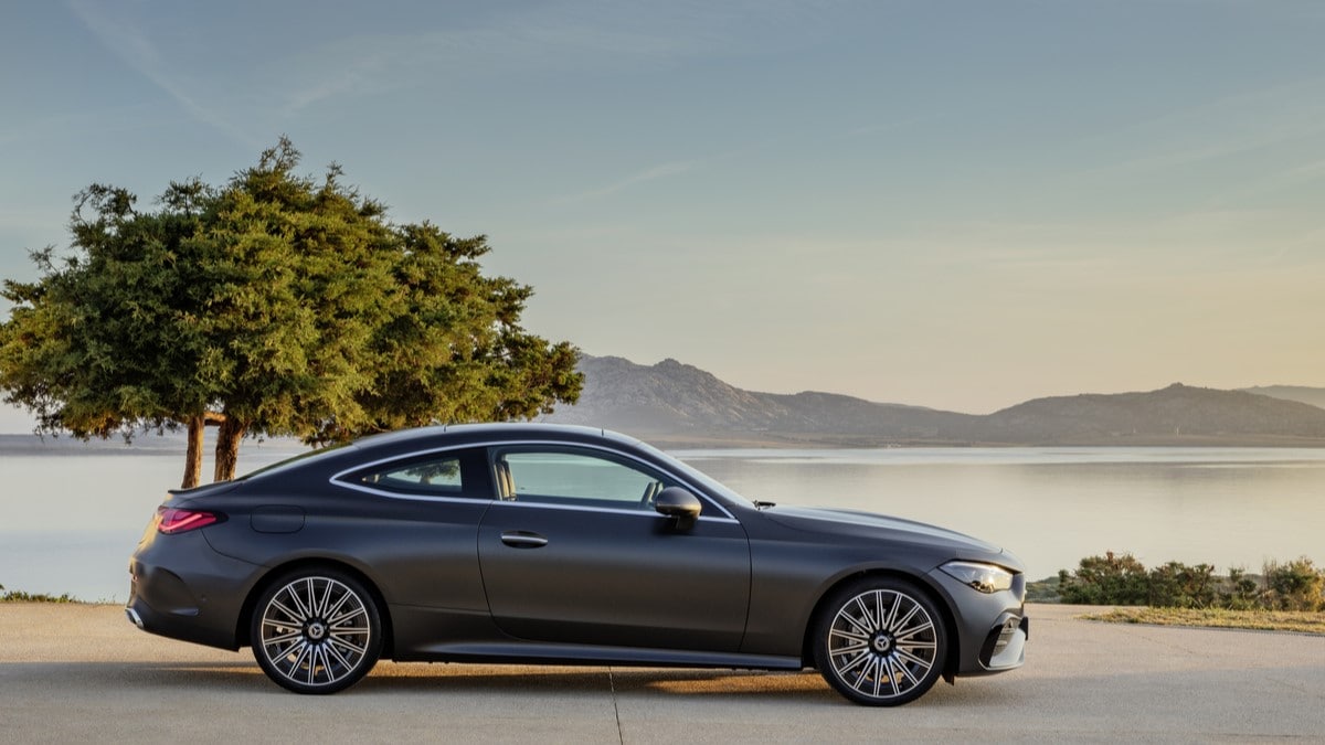 2024 Mercedes-Benz CLE coupe in profile