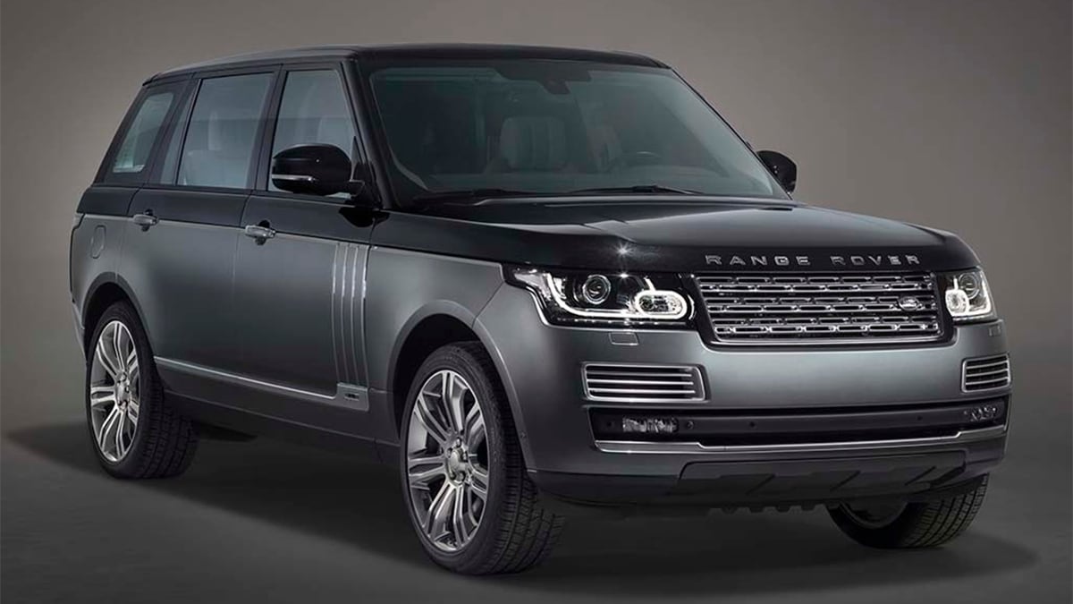 2016 Land Rover Range Rover in grey.