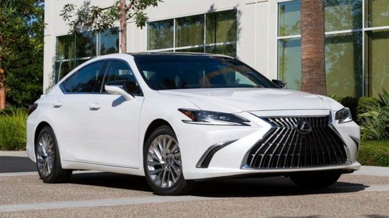 2022 Lexus ES in white.