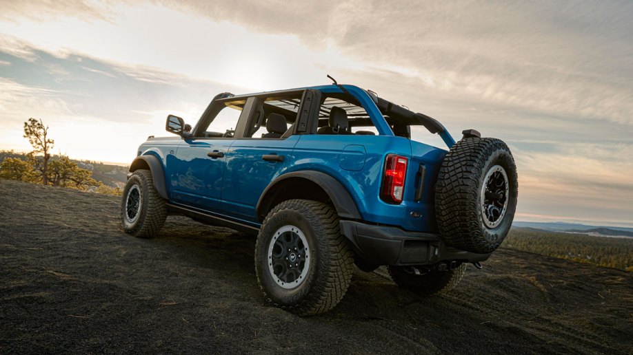 2023 Ford Bronco in blue
