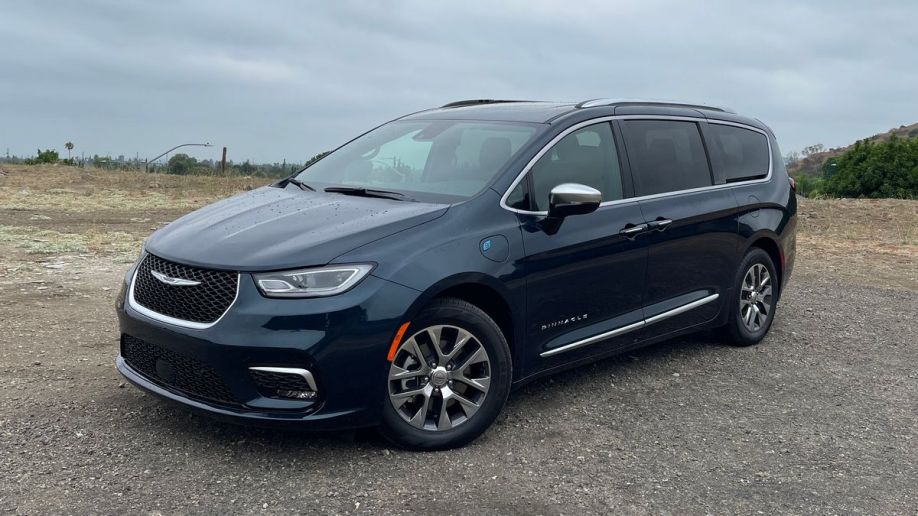 2023 Chrysler Pacifica PHEV Pinnacle on a gravel road