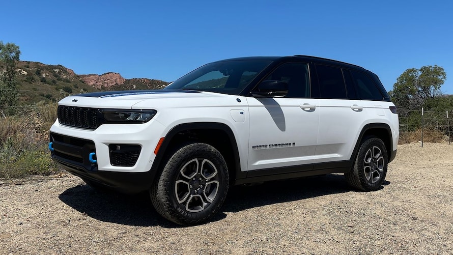 Jeep Recalls 338,000 Grand Cherokee SUVs Kelley Blue Book