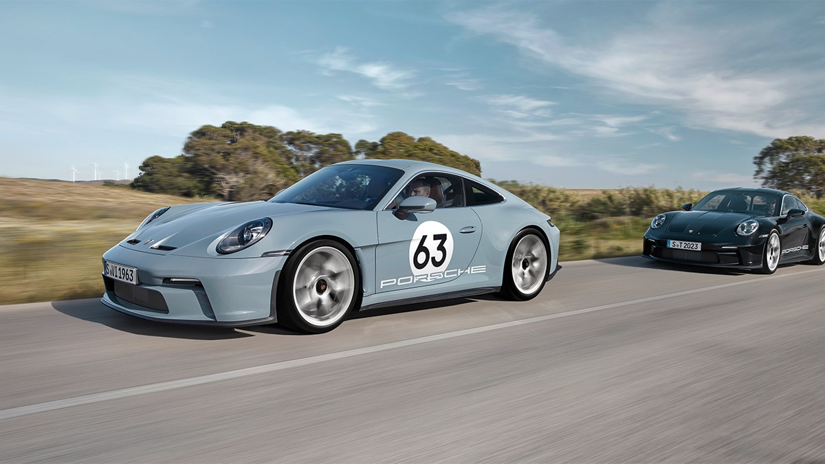 2024-porsche-911-front-3qtr