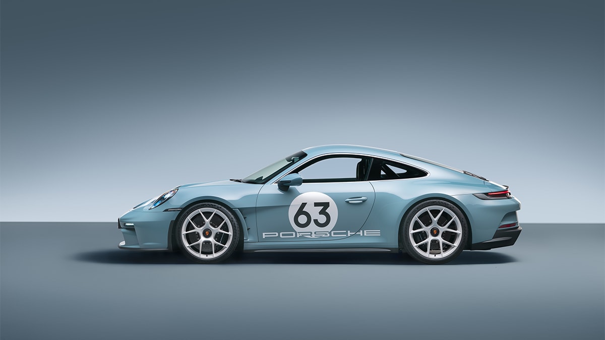 2024-porsche-911-left-profile
