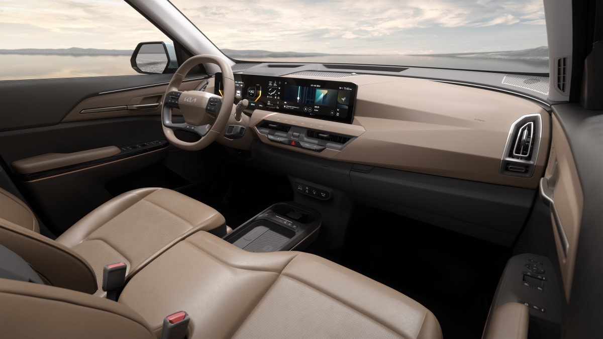 The dashboard and front seats of the 2025 Kia EV5
