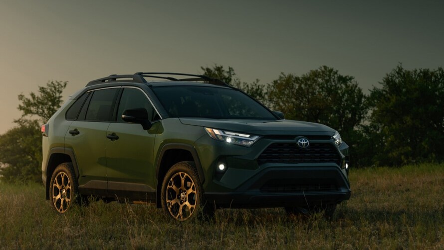 2024 Honda CRV Hybrid vs. 2023 Toyota RAV4 Hybrid Comparison Kelley