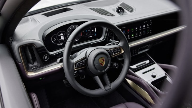 The interior of the 2024 Porsche Cayenne S E-Hybrid