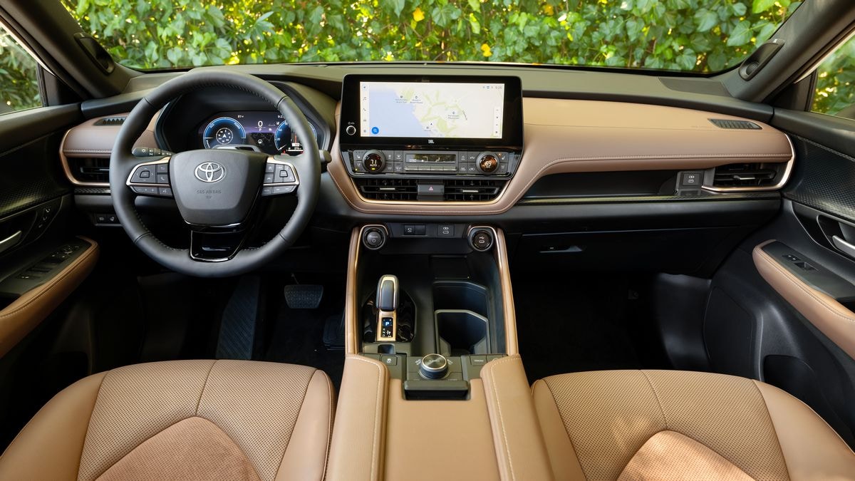 2024 Toyota Grand Highlander front cabin.