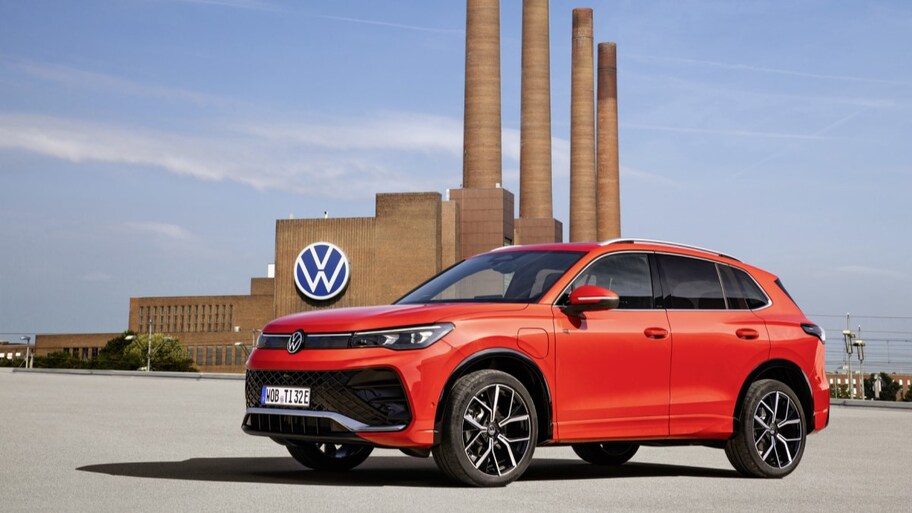 AllNew 2024 Volkswagen Tiguan Gets PlugIn Hybrid Kelley Blue Book