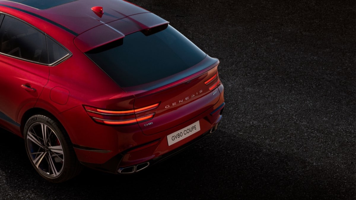 The rear of the 2025 Genesis GV80 Coupe seen from overhead