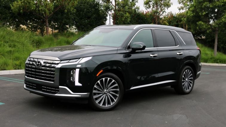 2023-hyundai-palisade-green-exterior_4