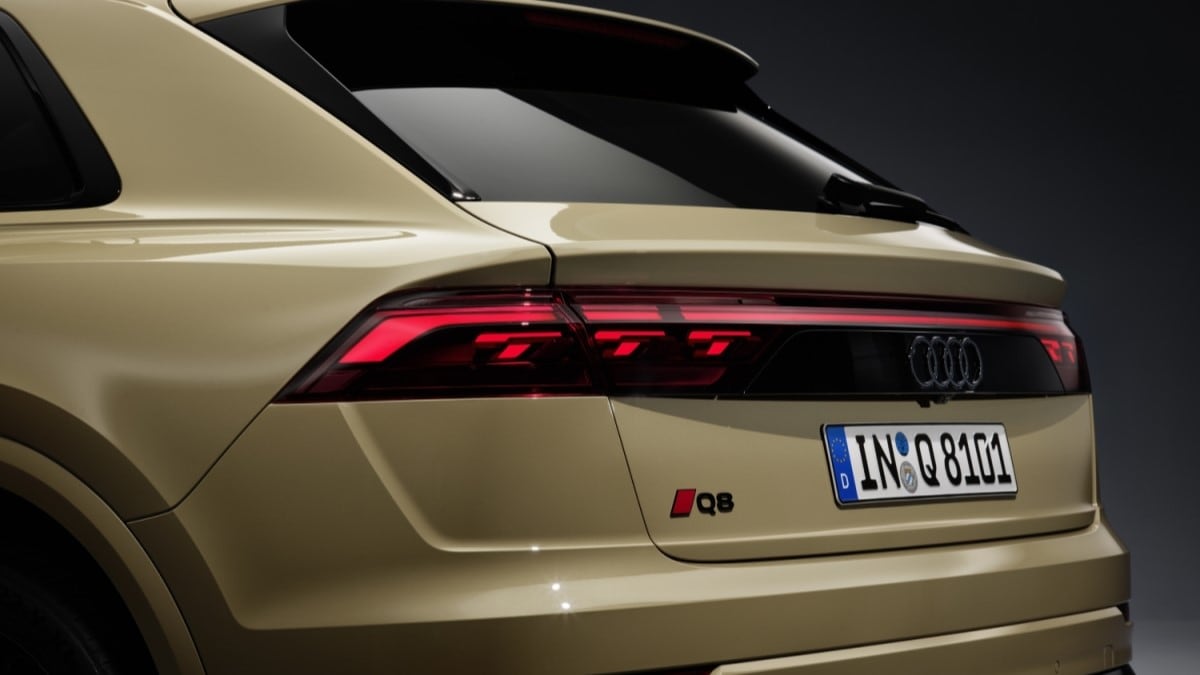 The 2024 Audi SQ8's new taillights