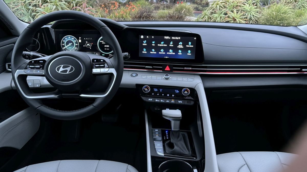 Interior of the 2024 Hyundai Elantra Hybrid