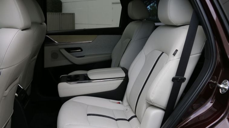 2024 Mazda CX-90 second row.