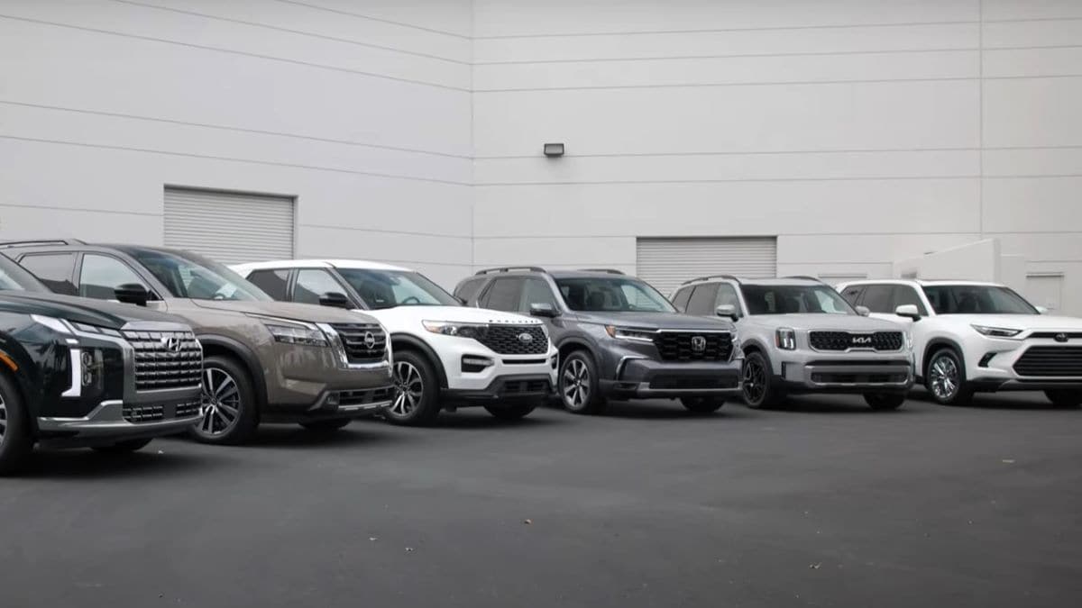 3 row midsize suv comparo group