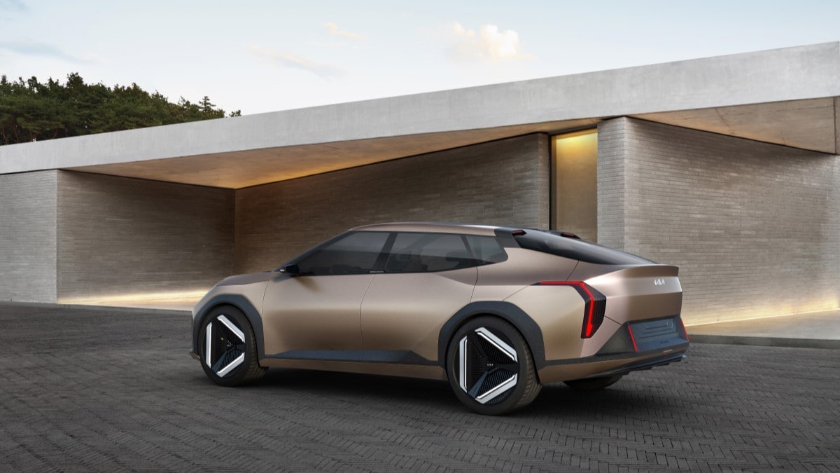 The Kia EV4 Concept seen from a rear quarter angle