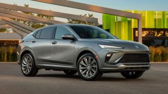 2024 Buick Envista Avenir in Moonstone Gray Metallic.