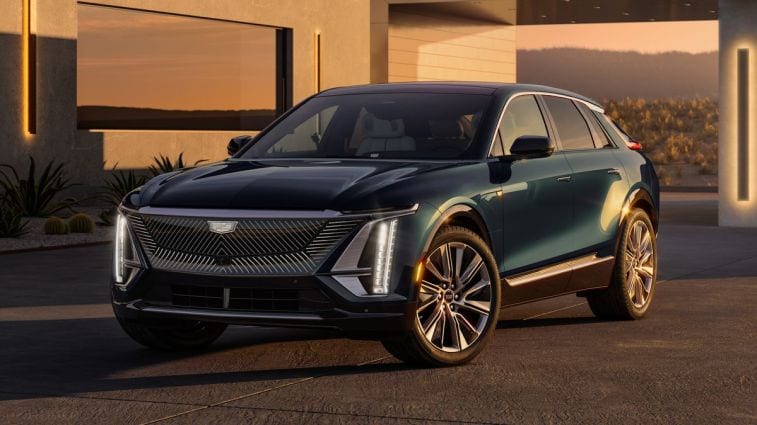 2024 Cadillac LYRIQ Luxury trim at sunset.