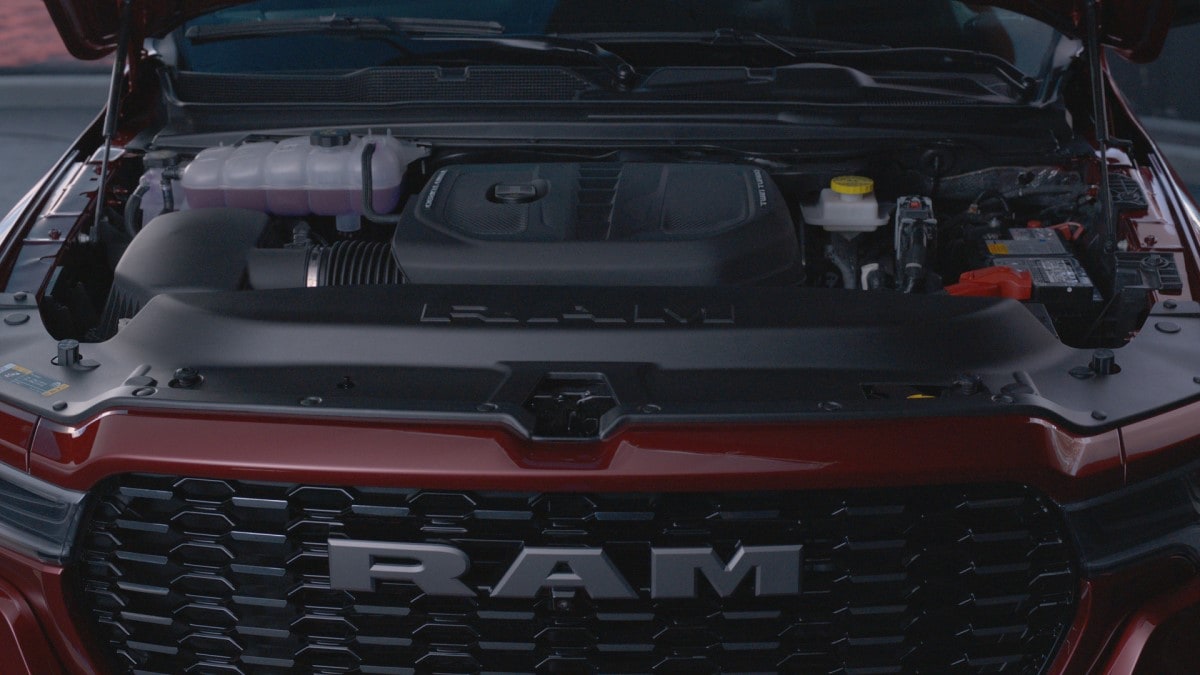 The 2025 Ram 1500's Hurricane Inline-6-cylinder engine