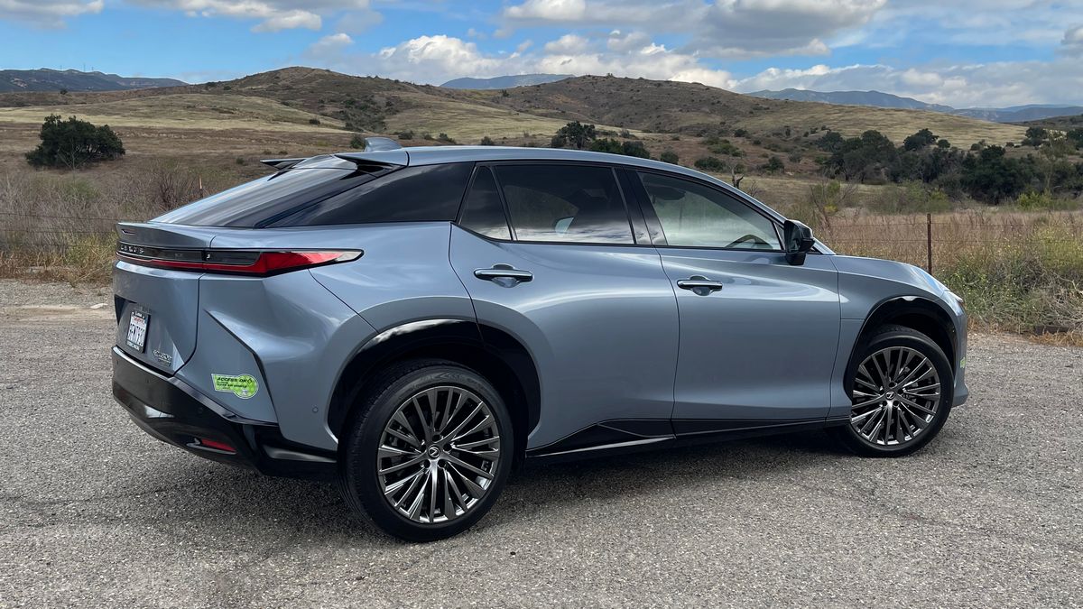 2023 Lexus RZ450e with hills in the background.