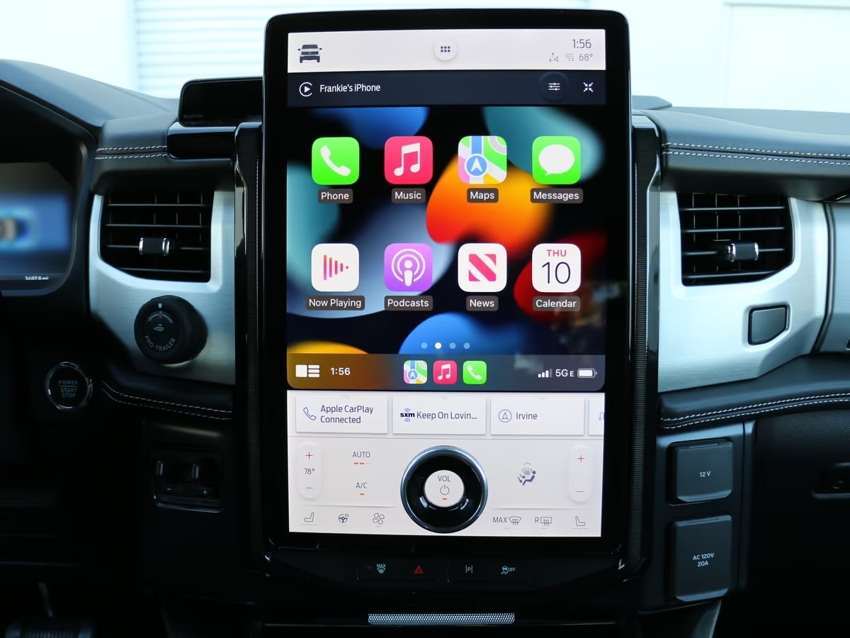 2024-ford-f-150-lightning-apple-carplay