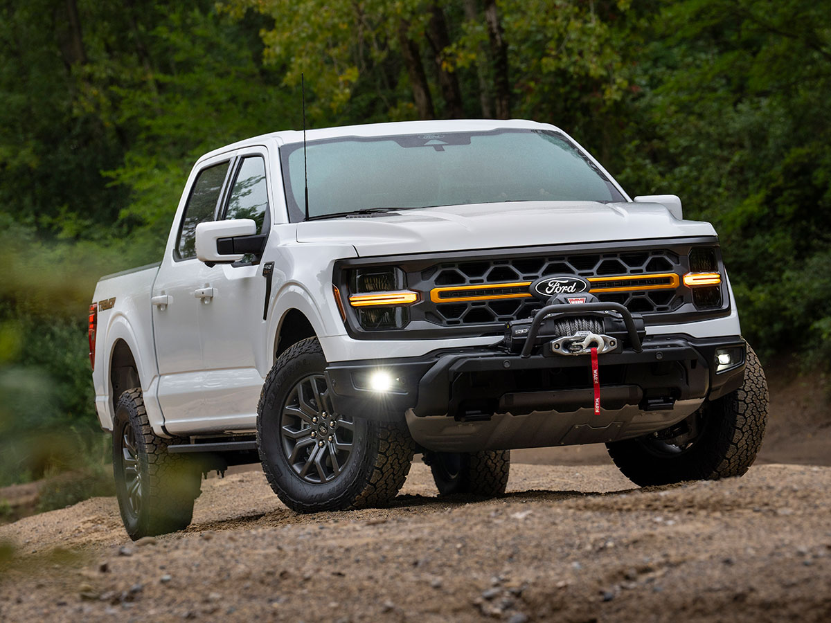 2024-ford-f-150-tremor-front-right