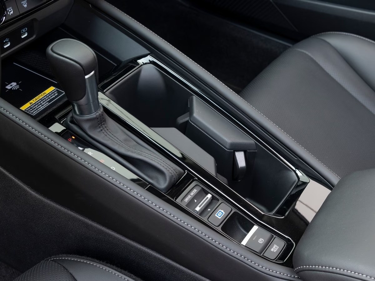 Honda Accord Is Our Midsize Car Best Buy of 2024 Kelley Blue Book