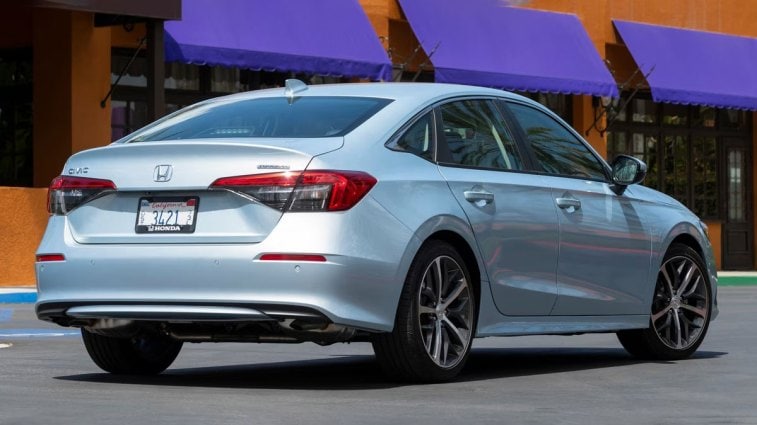 2024-honda-civic-sedan-rear-3qtr-4×3-1-1