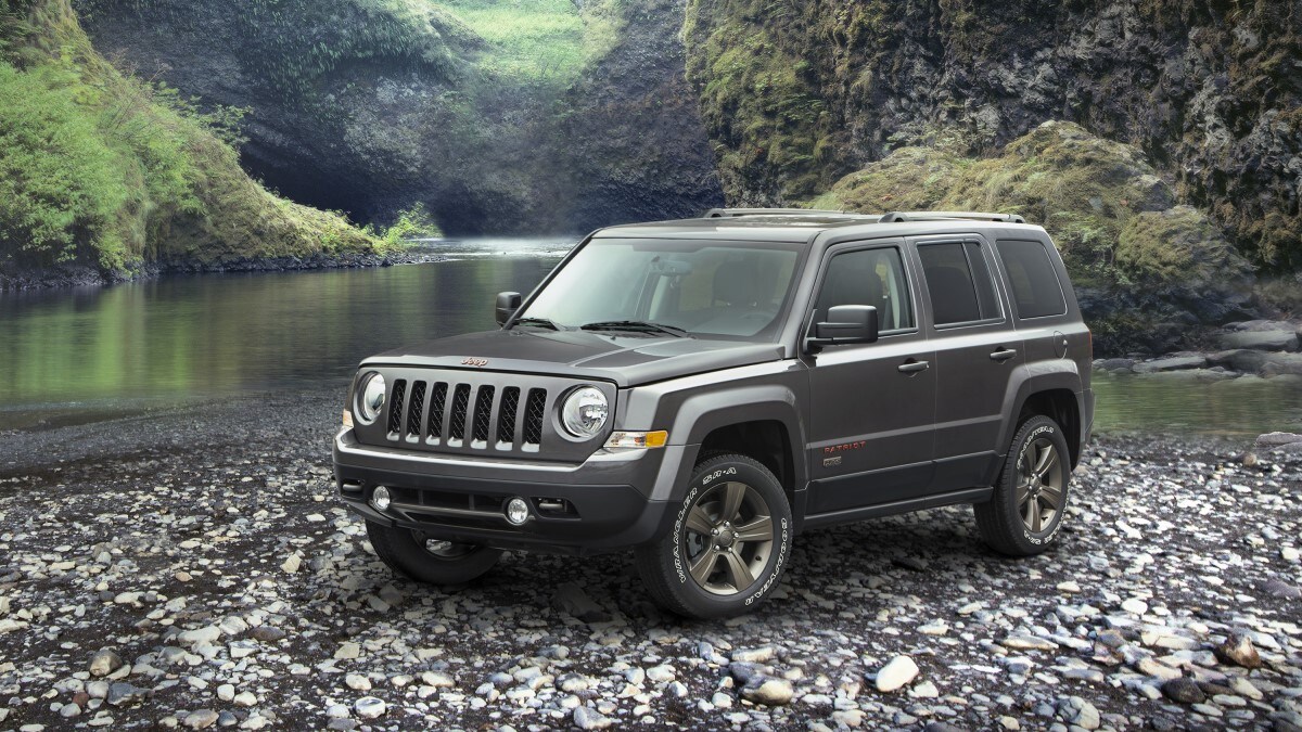 The 2017 Jeep Patriot seen from a front quarter angle