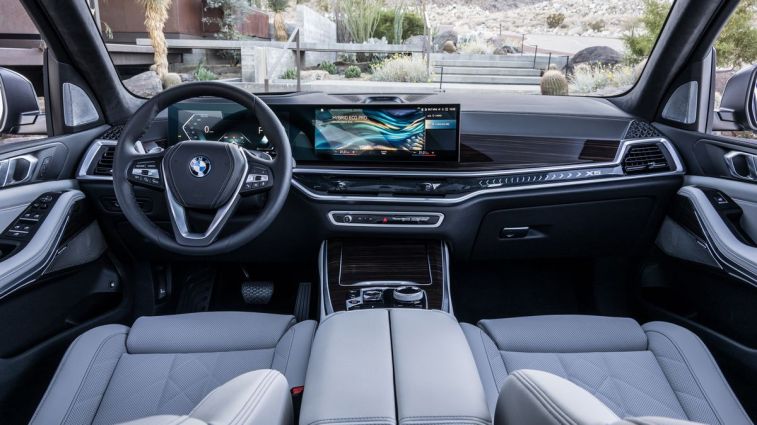 2024 BMW X5 front cabin.