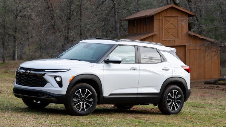 2024 Chevrolet Trailblazer ACTIV in white with a barn in the background.