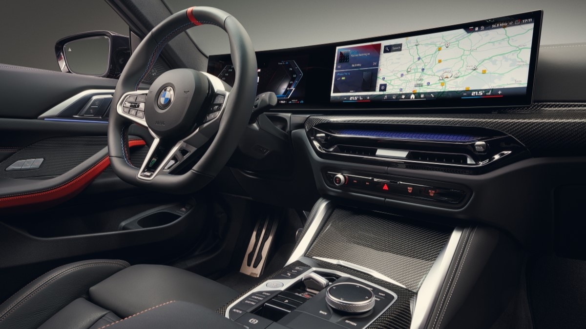 The interior of the 2025 BMW 4 Series