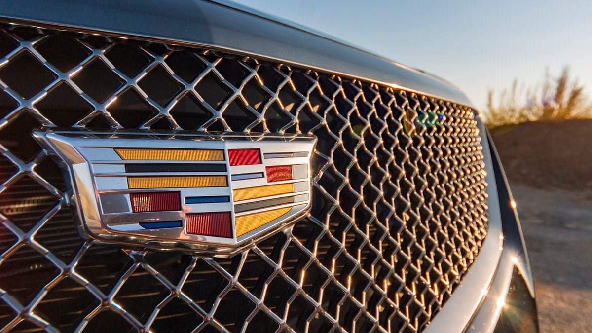 2017 Cadillac CTS-V grille badge.