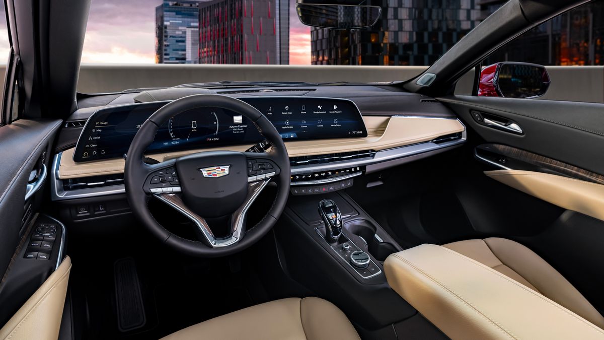 Let's Take a Look Inside the 2024 Cadillac XT4 Kelley Blue Book