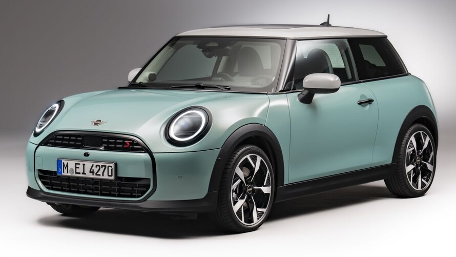 2025 MINI Hardtop 2 Door Price, Reviews, Pictures & More Kelley Blue Book