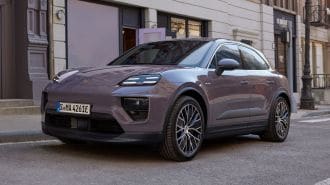 2025 Porsche Macan 4 EV