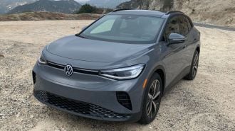 Front view of the 2024 Volkswagen ID.4 in gray