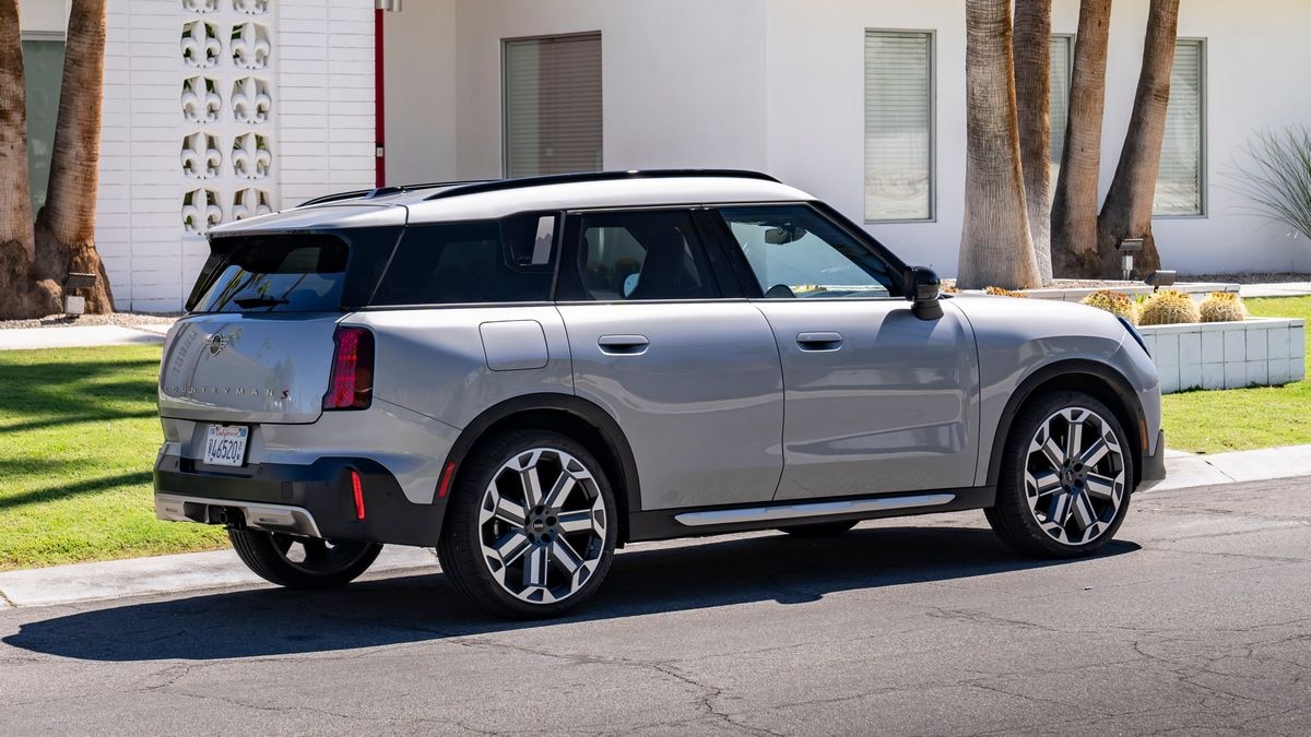 2025 MINI Countryman Price, Pictures, Release Date & More Kelley Blue
