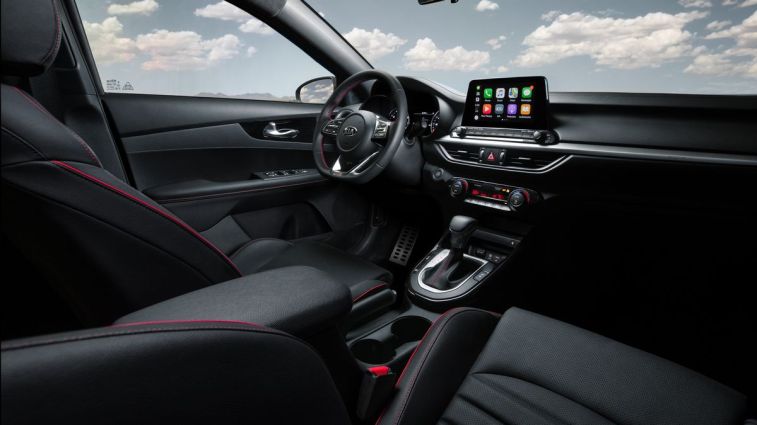 2021 Kia Forte GT front cabin.