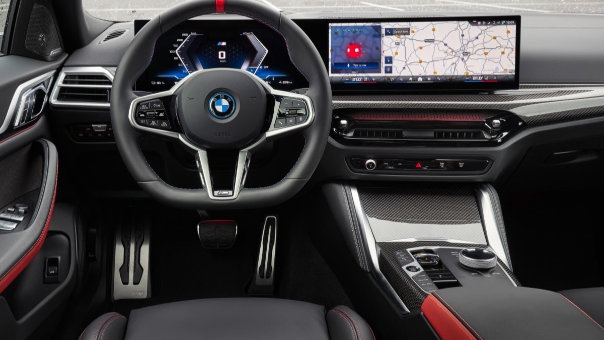 The interior of the 2025 BMW i4