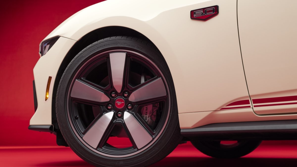 The retro-inspired wheels of the 2025 Ford Mustang 60th Anniversary Edition