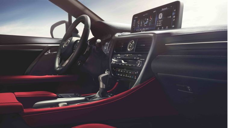2021 Lexus RX 350 interior dash.