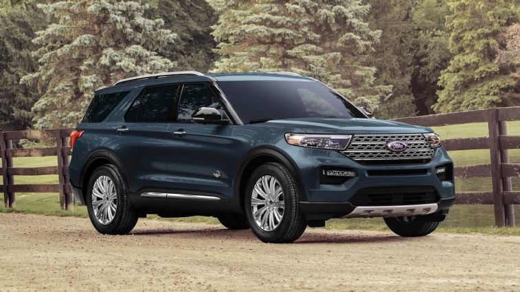 2024 Ford Explorer King Ranch in Stone Blue.