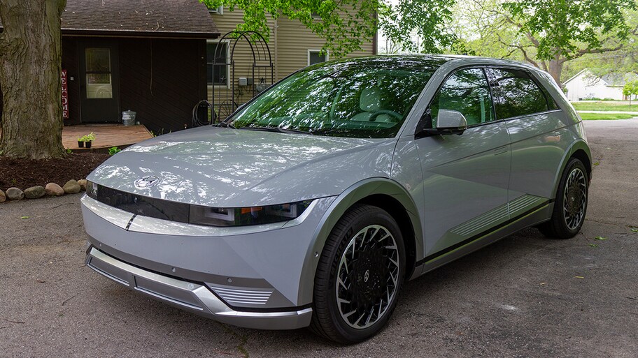 Hyundai Ioniq 5 Is Our Electric Vehicle Best Buy of 2025 - Kelley Blue Book