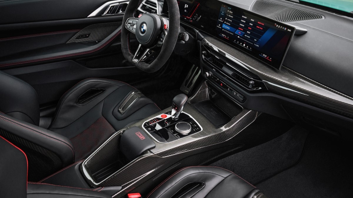 The interior of the 2025 CMW M4 Competition Sport