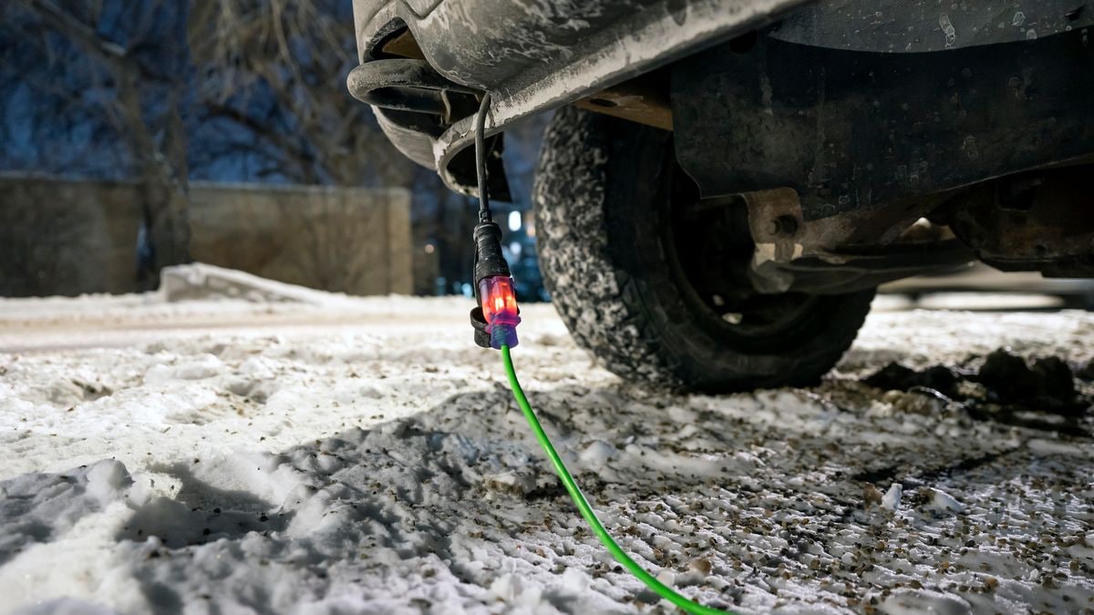 Extension cord plugged into engine block heater.